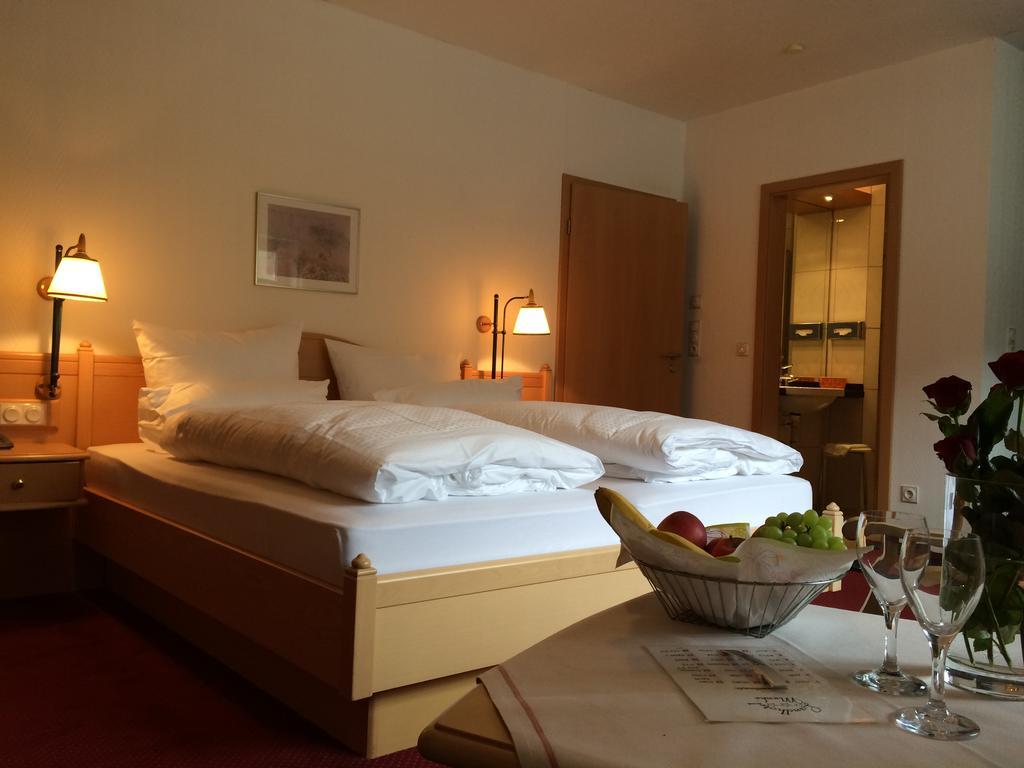 Landhotel Menke Brilon Exterior photo